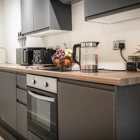 Appartamento Stunning 2 Bed With Outside Balcony, Super King Beds And 75'' Tv! Bradford (West Yorkshire)