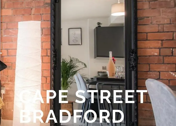 公寓 Stunning 2 Bed With Outside Balcony, Super King Beds And 75'' Tv! *